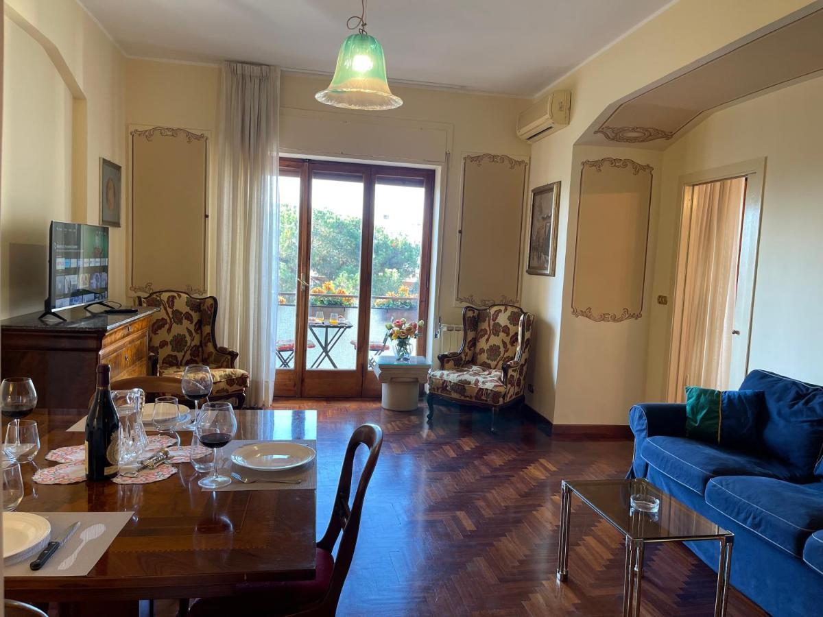 Lady house Parcheggio gratuito e custodito Reggio Calabria Esterno foto